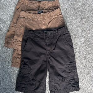 (3) OshKosh Boys Shorts khaki and dark gray size 7